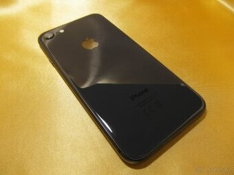 iPhone 8 Black 64GB TOP STAV ZÁRUKA