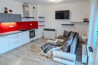 Prodej bytu 1+kk, 53 m2 včetně terasy + garážové stání Mlad