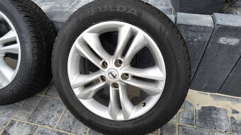 17 originál 5x114,3 NISSAN Qashqai zimní 215/60 R17
