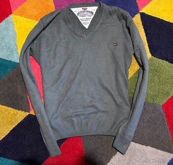 TOMMY HILFIGER  CHLAPECKÝ SLIM BAVLNĚNÝ KRÁSNÝ SVETR 140_146