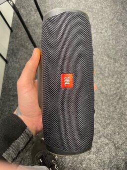 JBL CHARGE 4