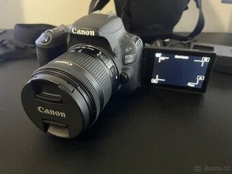 Zrcadlovka Canon 200d + 18-55 mm