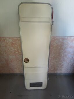 Vchodové dveře na polský karavan n126n (niewiadow n126n)