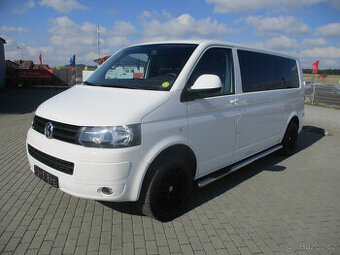 VW TRANSPORTER 2,0TDI 84kw LONG 5míst Tažné 2013 DPH