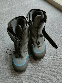 Zánovní běžecké boty Salomon escape plus