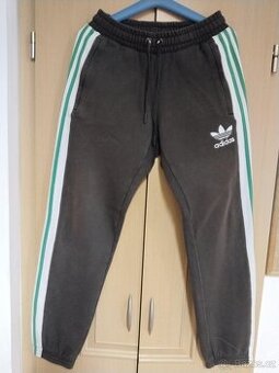 Chlapecké tepláky Adidas XS