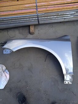 Levý přední blatník na VW Touareg 7L, předfacelift