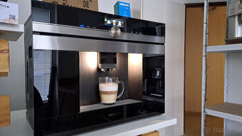 Vestavný automatický kávovar Siemens