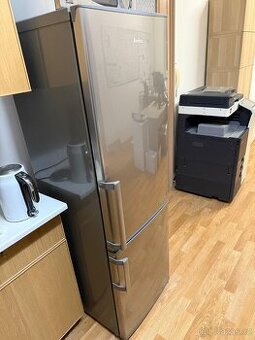 Chladnička/lednice Amica VC 1682 X