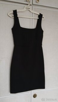 Černé šaty zn. H&M