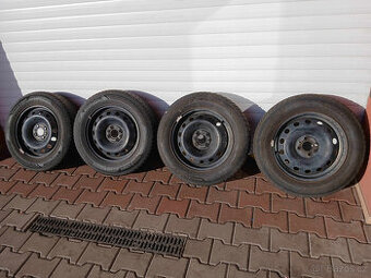 FIAT 500 ELEKTRO MODEL 2020-->NYNÍ  DISKY R15"