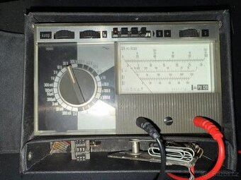 analogový multimetr PU 120 od Metra Blansko