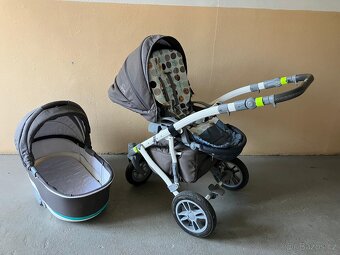 Kočárek značky Camarelo