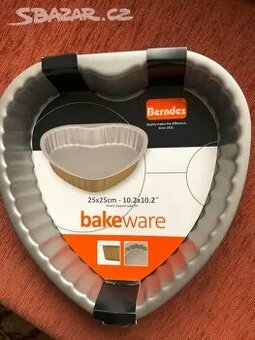 Forma na pečení ve tvaru srdce, zn. Berndes