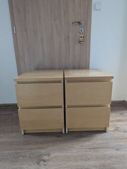 Noční stolek IKEA MALM