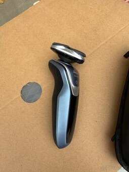 Holici strojek philips 5000 aqua touch