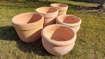 Keramické květináče 5 ks