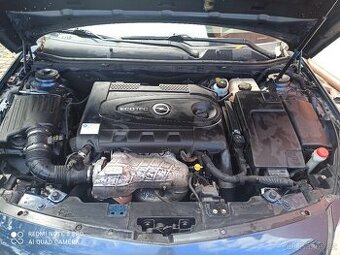 Opel insignia 2012 2.0 nafta