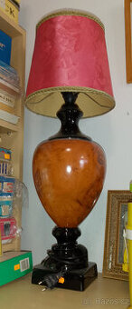 Stolní lampa