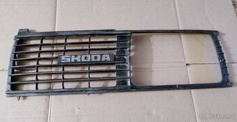 Maska Škoda 120 125 130 Rapid levá část dvoudílná maska