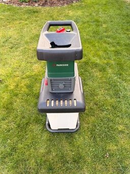 štěpkovač/ drtič větví Parkside PWH 2800 A1