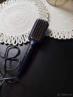 Žehlicí kartáč Philips Series 5000 BHH885/00