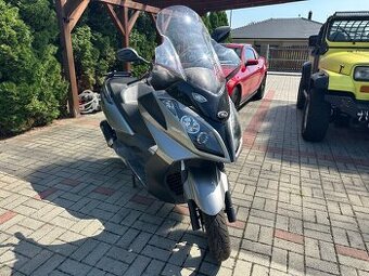 Prodám kymco Downtown 125 ccm