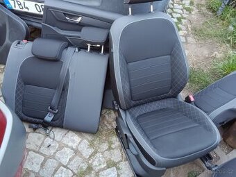Fabia 3 sedadlo spolujezdce a zadni