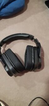 Herní sluchátka Logitech g935