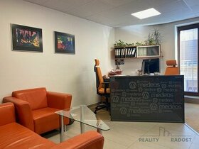 Pronájem kanceláře v centru Uherského Hradiště v nově vybudo
