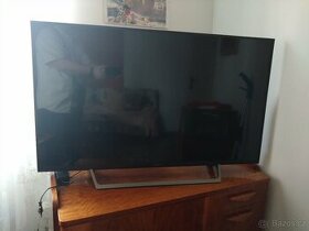 SONY Smart LED TV, 49" (124 cm), velká a bezvadná - 1