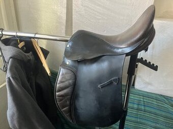 Kožené sedlo všestranné, komora 2,  16”