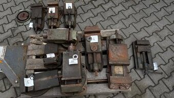 Strojní svěrák frézovací a vrtací , otočný ,naklápěcí - 1
