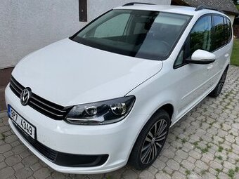 VW Touran 1,6TDi, mód 2011, naj 205000km - 1