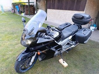 Cestovní motorka Yamaha FJR 1300