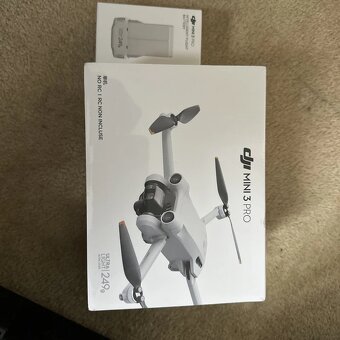 DJI Mini 3 Pro – 4K Kamera Dron | 2× Baterie + Ovladač + Pou