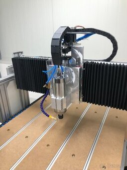 CNC frézka
