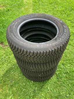 Pneu Debica 215/65/R16