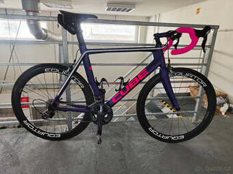 Cube Aerium Race