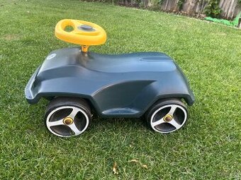 Dětské auto Brumee