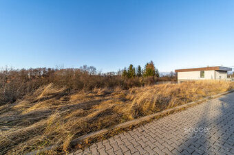 Prodej stavebního pozemku 900 m2, Praha západ - Dobrovíz.