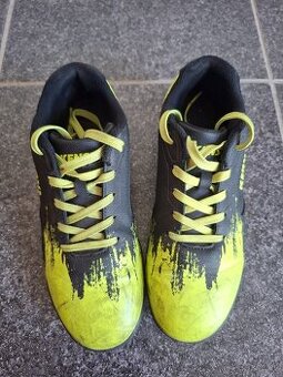 Kopačky na fotbal Kensis Turfy vel.35