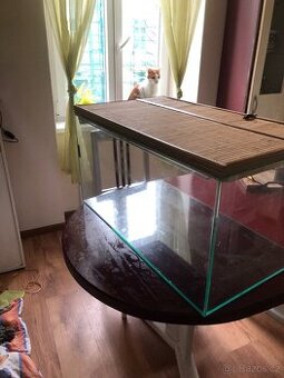 Akvarium 144L komplet s krytem a světlem led