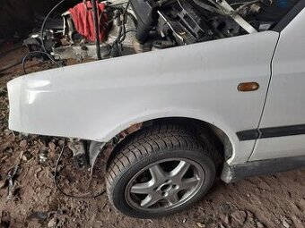 Volkswagen Vento  - blatníky  - cena za kus
