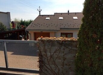 Rodinný dům s pozemky, Zlín, ID 7826e 1911