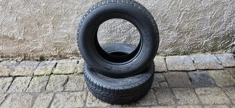 215/65/15C Nokian - zimní - pošlu poštou 1146.