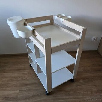 Přebalovací pult, přebalovací podložka a prostěradla - 1