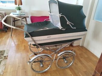 Prodám levně retro kočárek pro miminko, plus sedačka