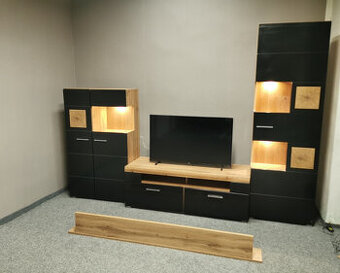 Nová hnědočerná obývací stěna CORTINA