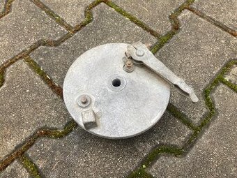 Prodám zadní brzdový štít simson S51